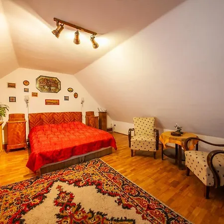 Sziget Vendeghaz * Kőszeg